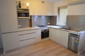L shaped kitchen in Perth
